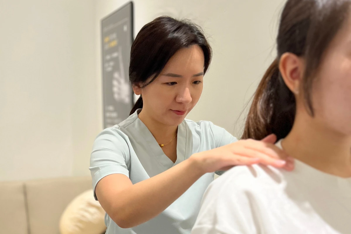 Just Chiro - natural healing process through gentle and effective chiropractic adjustments